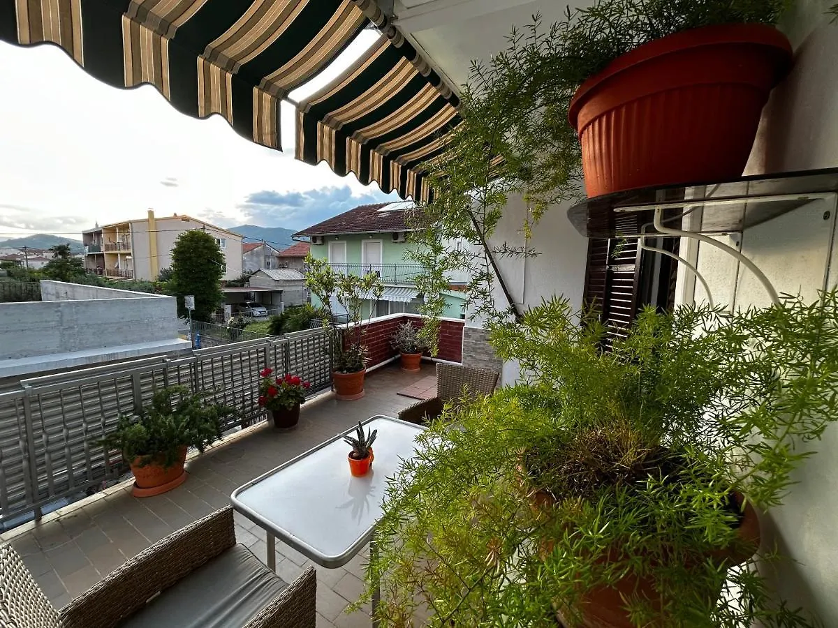 Soba Za Odmor Nika Otel Kastela Hırvatistan