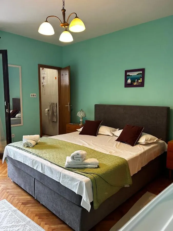 Soba Za Odmor Nika Otel Kastela